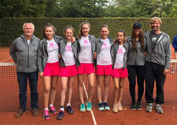 schloss hagerhof tennisinternat1